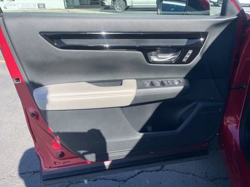 Used 2025 Honda CR-V EX-L image 11