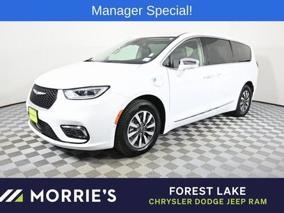 Used 2022 Chrysler Pacifica Limited