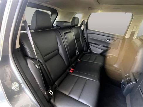 Certified 2026 Nissan Rogue SV w/ SV Premium Package FWD image 21