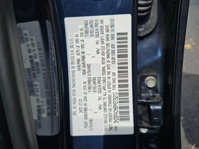 Used 2023 MAZDA MAZDA3 s FWD image 16
