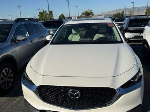 Used 2023 MAZDA CX-30 AWD 2.5 S w/ Premium Package image 2