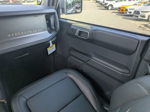 New 2026 Ford Bronco Badlands AWD/4WD image 16
