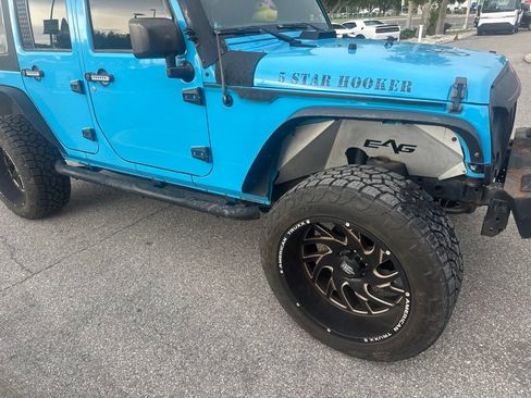 Used 2017 Jeep Wrangler Unlimited Sport w/ Max Tow Package AWD/4WD image 3