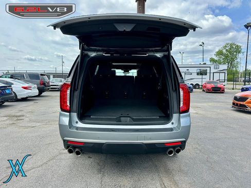 Used 2024 GMC Yukon XL Denali w/ Advanced Technology Package AWD/4WD image 43