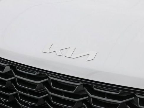 New 2026 Kia Sorento LX image 18