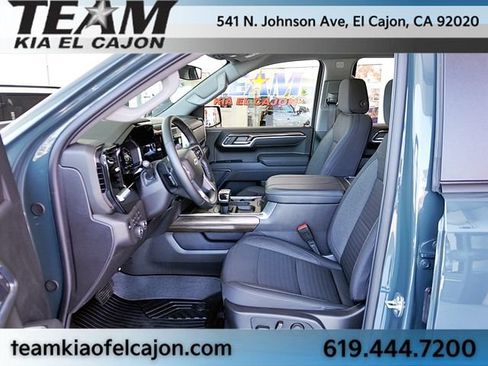 Used 2026 Chevrolet Silverado 1500 LT Trail Boss w/ LPO, Dark Essentials Package AWD/4WD image 15