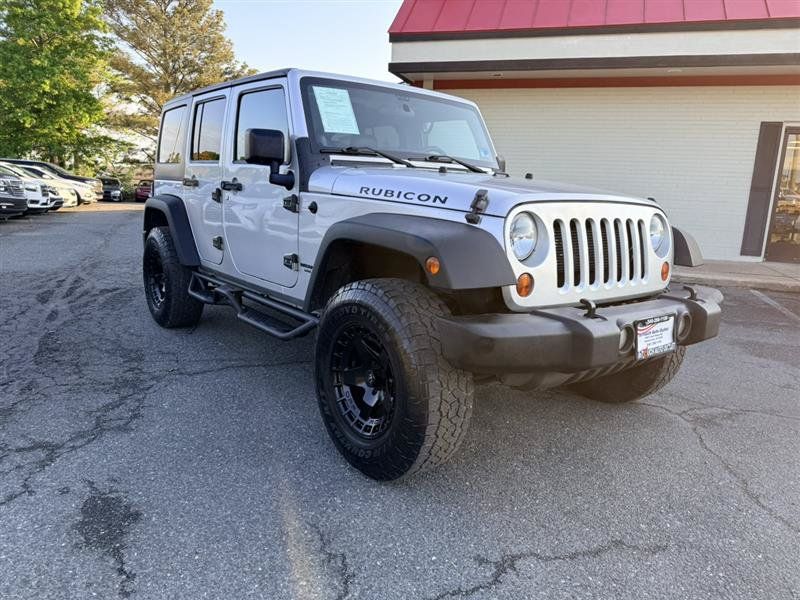 Used 2012 Jeep Wrangler Unlimited Rubicon w/ Max Tow Pkg AWD/4WD image 2