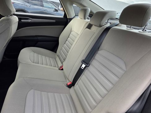 Used 2018 Ford Fusion S image 14