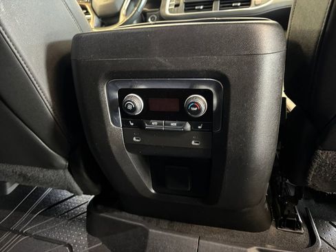 Used 2022 Chevrolet Tahoe High Country image 22