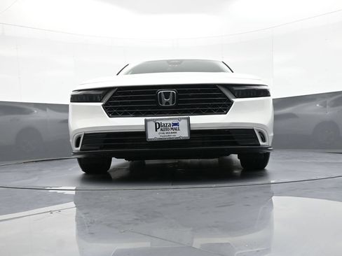 Used 2023 Honda Accord EX image 27