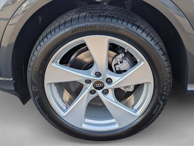 Used 2025 Audi Q5 Premium Plus AWD/4WD image 9
