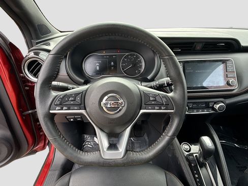 Used 2019 Nissan Kicks SR w/ SR Premium Package image 36