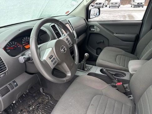 Used 2019 Nissan Frontier S image 9