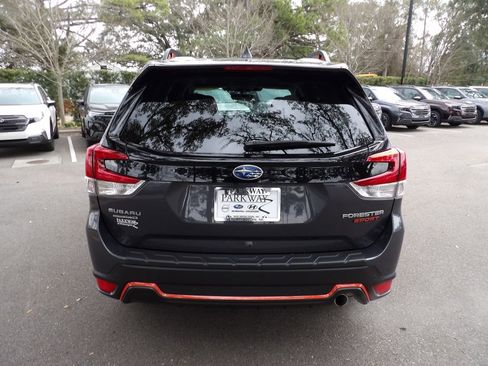 Used 2023 Subaru Forester Sport image 8