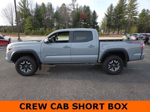 Used 2021 Toyota Tacoma TRD Off-Road image 6