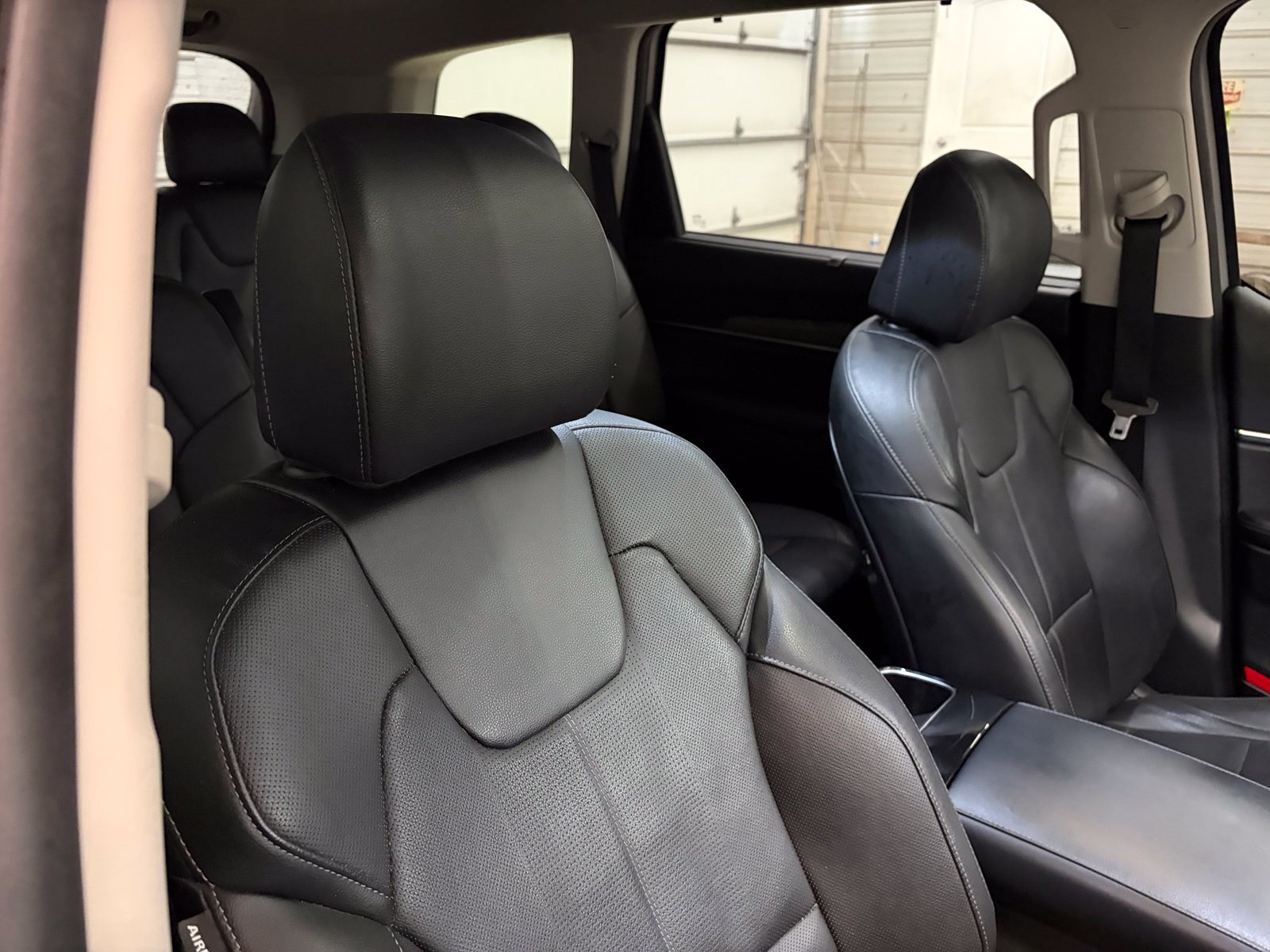 Used 2021 Kia Telluride EX w/ EX Premium Package AWD/4WD image 26