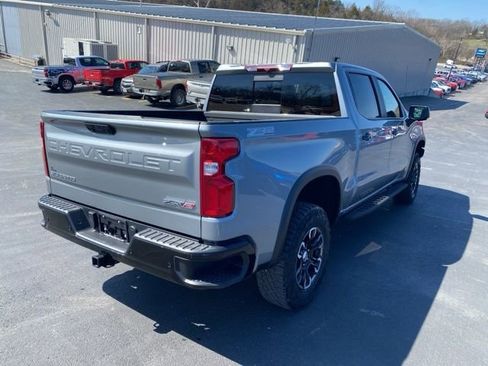 Used 2023 Chevrolet Silverado 1500 ZR2 image 7