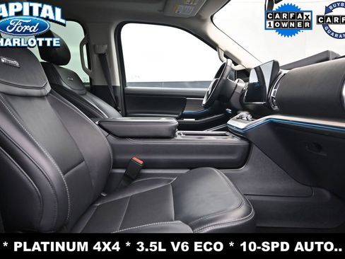Used 2025 Ford Expedition Platinum AWD/4WD image 13