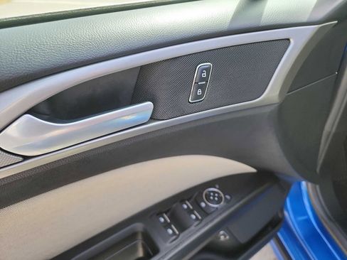 Used 2018 Ford Fusion S image 14