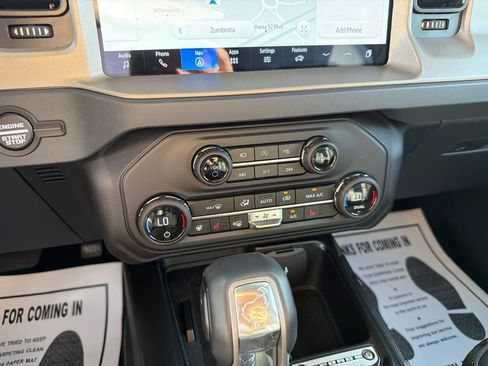 Used 2025 Ford Bronco Outer Banks AWD/4WD image 30