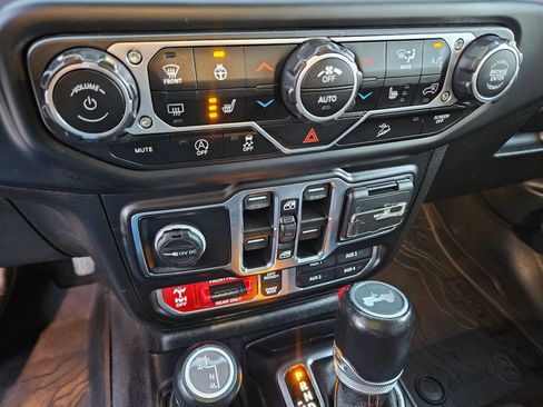 Used 2021 Jeep Wrangler Unlimited Rubicon image 27