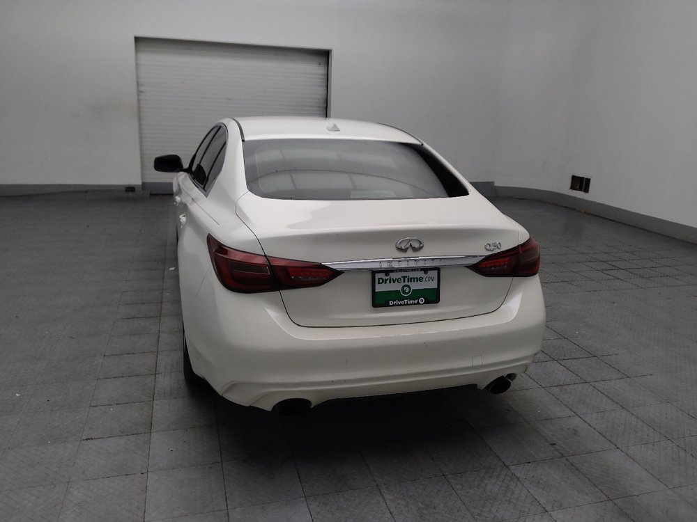Used 2018 INFINITI Q50 Luxe w/ Essential Package (3.0T Luxe) RWD image 6