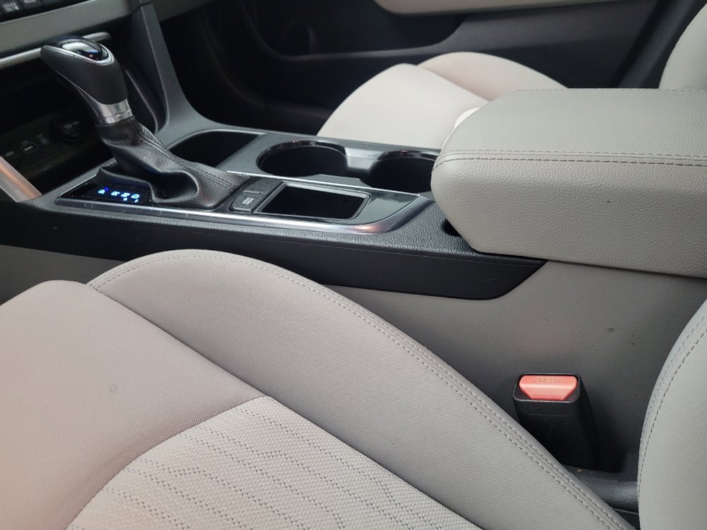 Used 2016 Hyundai Sonata SE FWD image 26