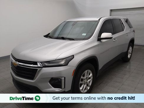 Used 2022 Chevrolet Traverse LS FWD image 1