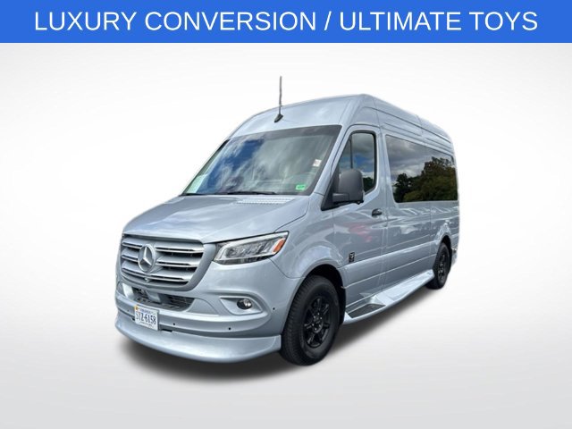 Used 2025 Mercedes-Benz Sprinter 2500 image 1