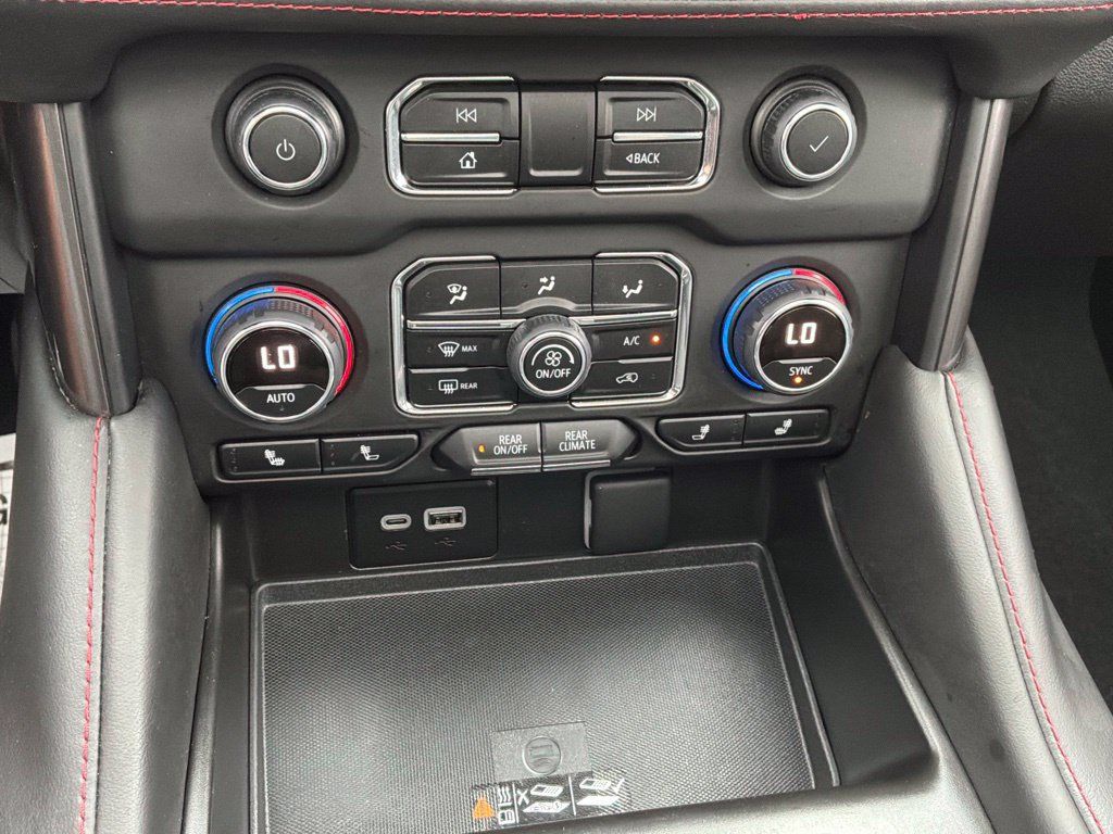 Used 2023 Chevrolet Tahoe RST w/ Luxury Package AWD/4WD image 19