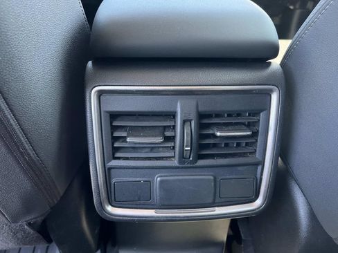 Certified 2024 Subaru Forester Premium AWD/4WD image 19