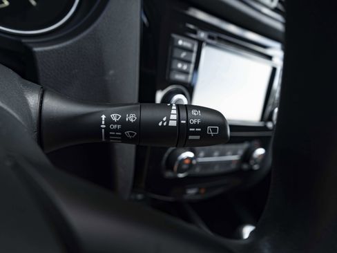 Used 2020 Nissan Rogue Sport S w/ Appearance Package FWD image 24