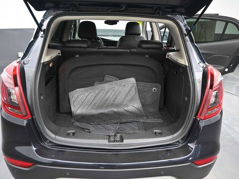 Used 2022 Buick Encore Preferred w/ Safety Package II AWD/4WD image 13