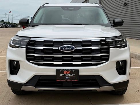 New 2026 Ford Explorer Active w/ Active Comfort Package RWD image 4