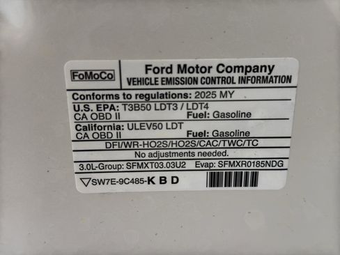 Used 2025 Ford Explorer Platinum w/ Ultimate Package AWD/4WD image 41
