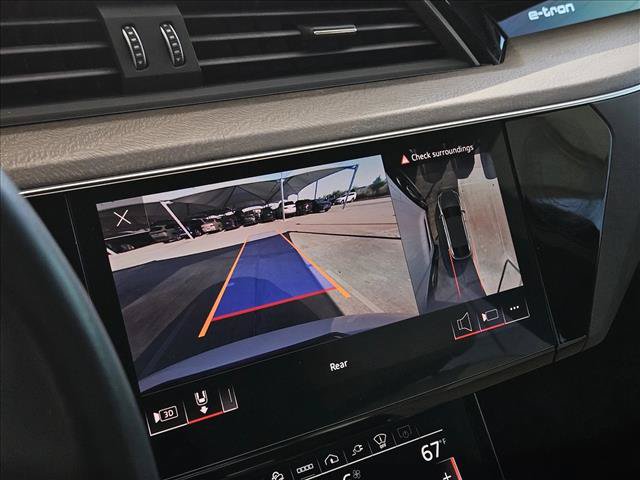 Certified 2023 Audi e-tron Prestige w/ Prestige Package AWD/4WD image 17