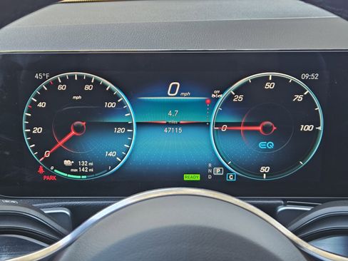 Certified 2023 Mercedes-Benz EQB 250+ image 17