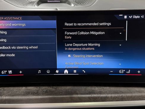 Used 2024 BMW X7 xDrive40i w/ Premium Excellence Package AWD/4WD image 32