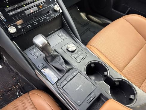 Used 2024 Lexus IS 300 w/ Comfort Package RWD image 21