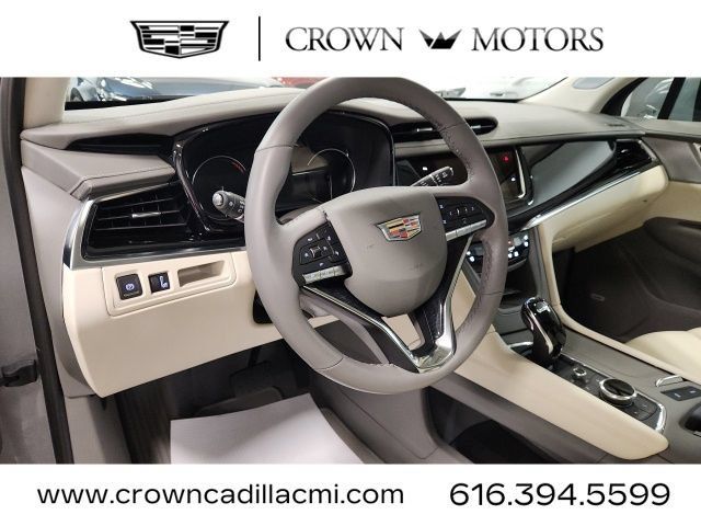 Certified 2024 Cadillac XT6 Premium Luxury w/ LPO, Floor Liner Package AWD/4WD image 12
