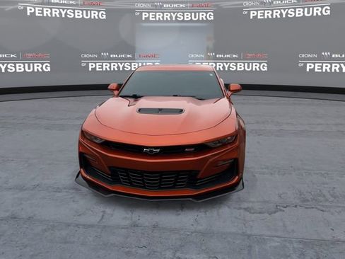 Used 2023 Chevrolet Camaro SS w/ Design Package 3 RWD image 3