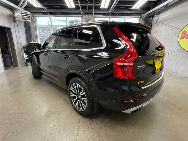 Used 2020 Volvo XC90 T5 Momentum w/ Protection Package Premier AWD/4WD image 3
