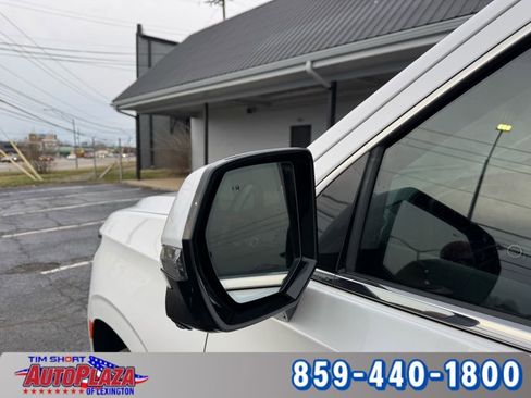 Used 2021 Cadillac Escalade ESV Premium Luxury image 14