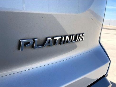 Used 2022 Nissan Pathfinder Platinum w/ Cargo Package image 8