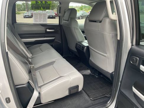 Used 2018 Toyota Tundra Limited w/ Limited Premium Package AWD/4WD image 46
