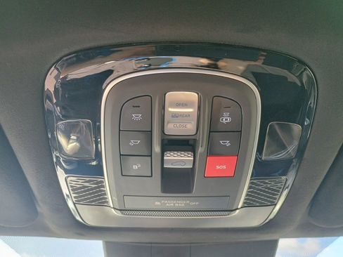 Used 2024 Hyundai Palisade Calligraphy image 36