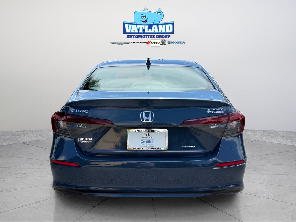 Certified 2025 Honda Civic Sport Touring image 4