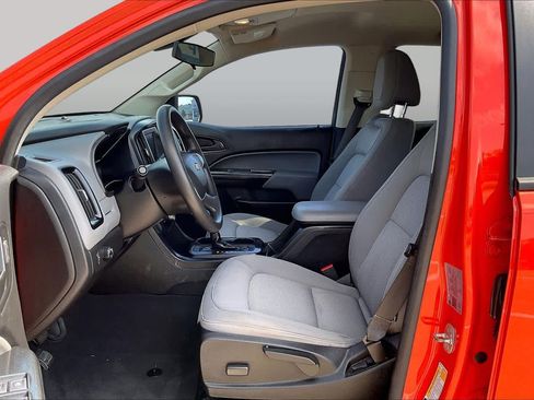 Used 2021 Chevrolet Colorado W/T w/ WT Convenience Package RWD image 8