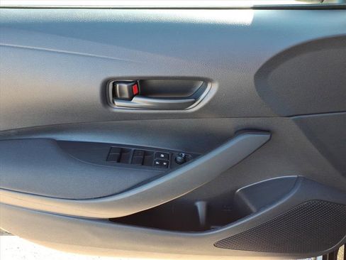 Certified 2024 Toyota Corolla LE image 11