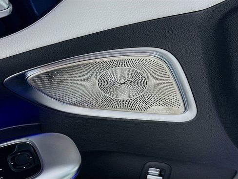 Used 2025 Mercedes-Benz C 300 4MATIC Sedan image 19